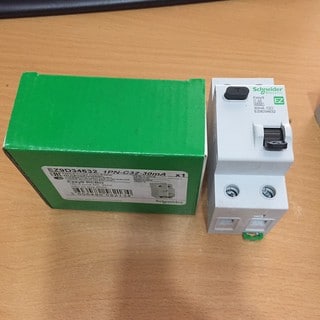 c35677282670e262784102f769dbb9e4_tn.jpg